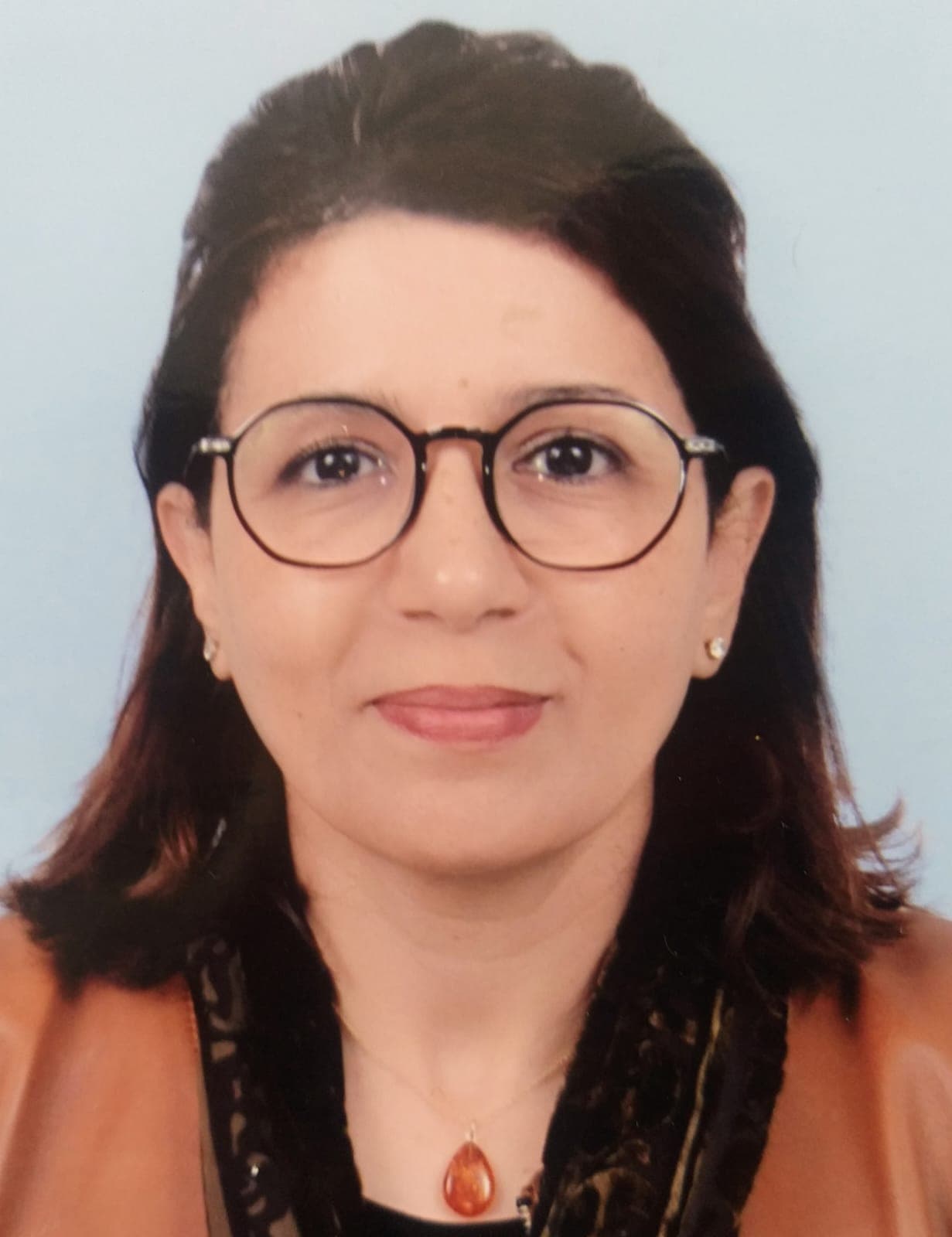 Portrait de Dr Widad Gueddari, Présidente du GMUP